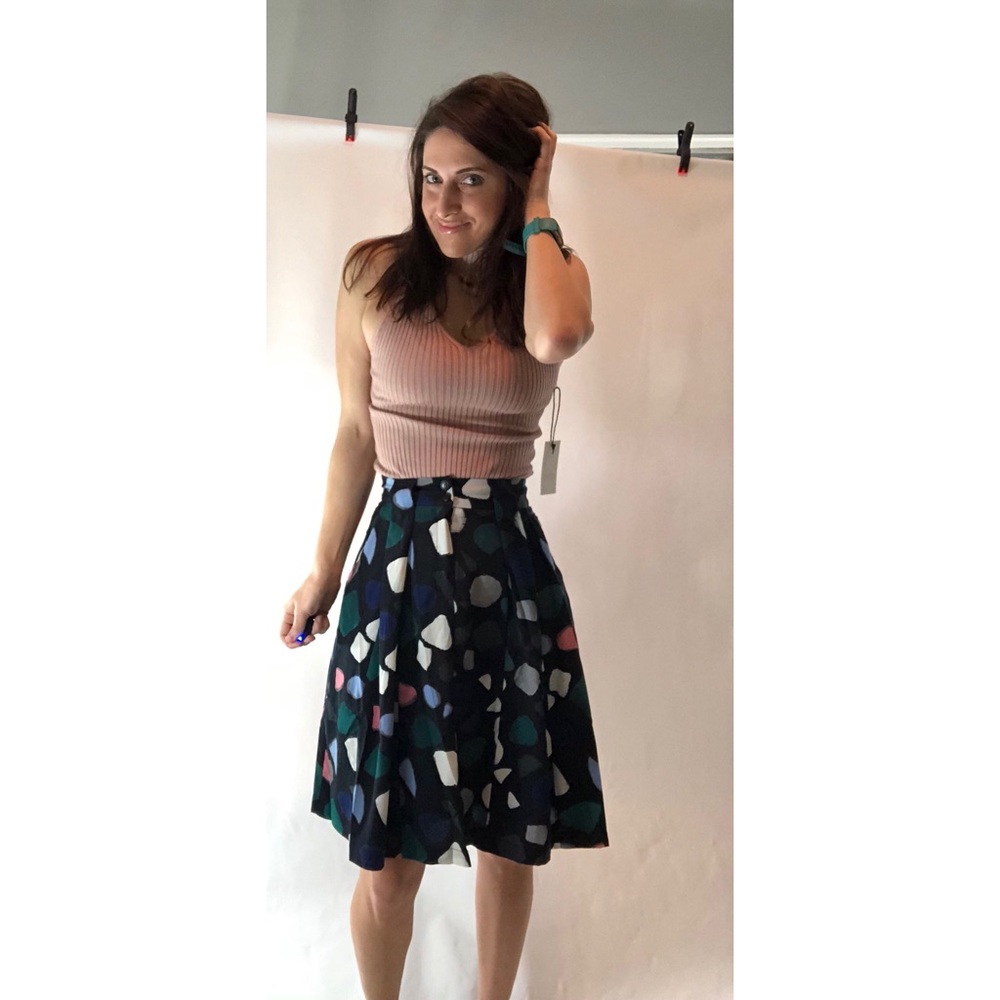 CHIC MIDI SKIRT - NWT (BOTH PROFESSIONAL/CASUAL)